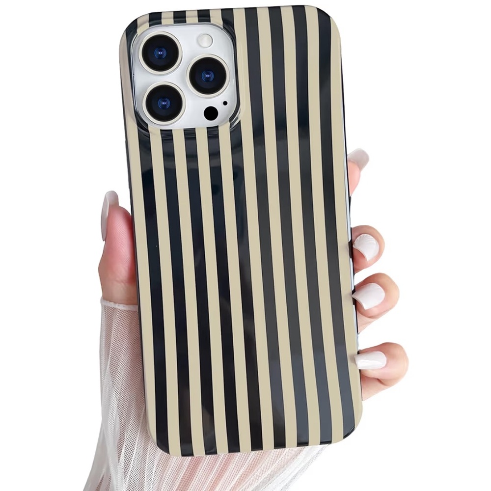 NWOT Black & White Striped iPhone Case